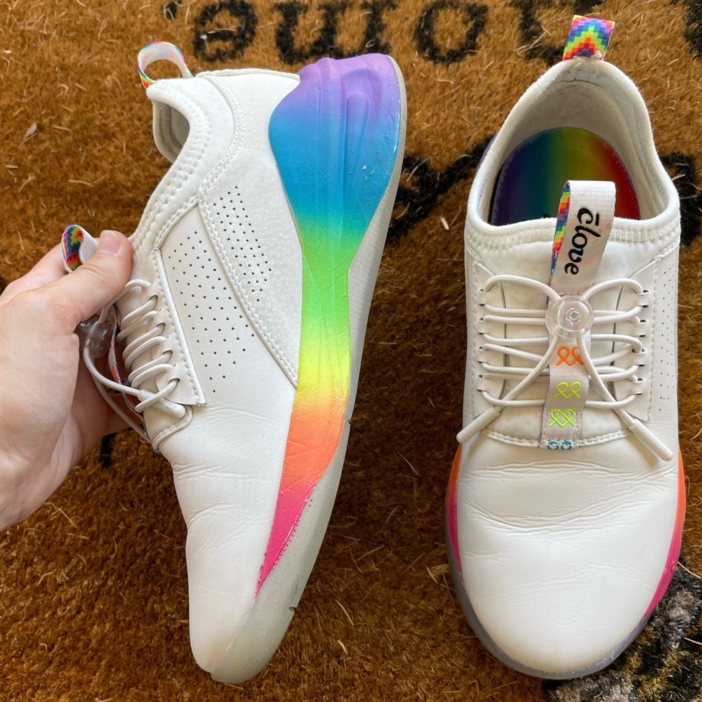 Rainbow Clove shoes size 6.5